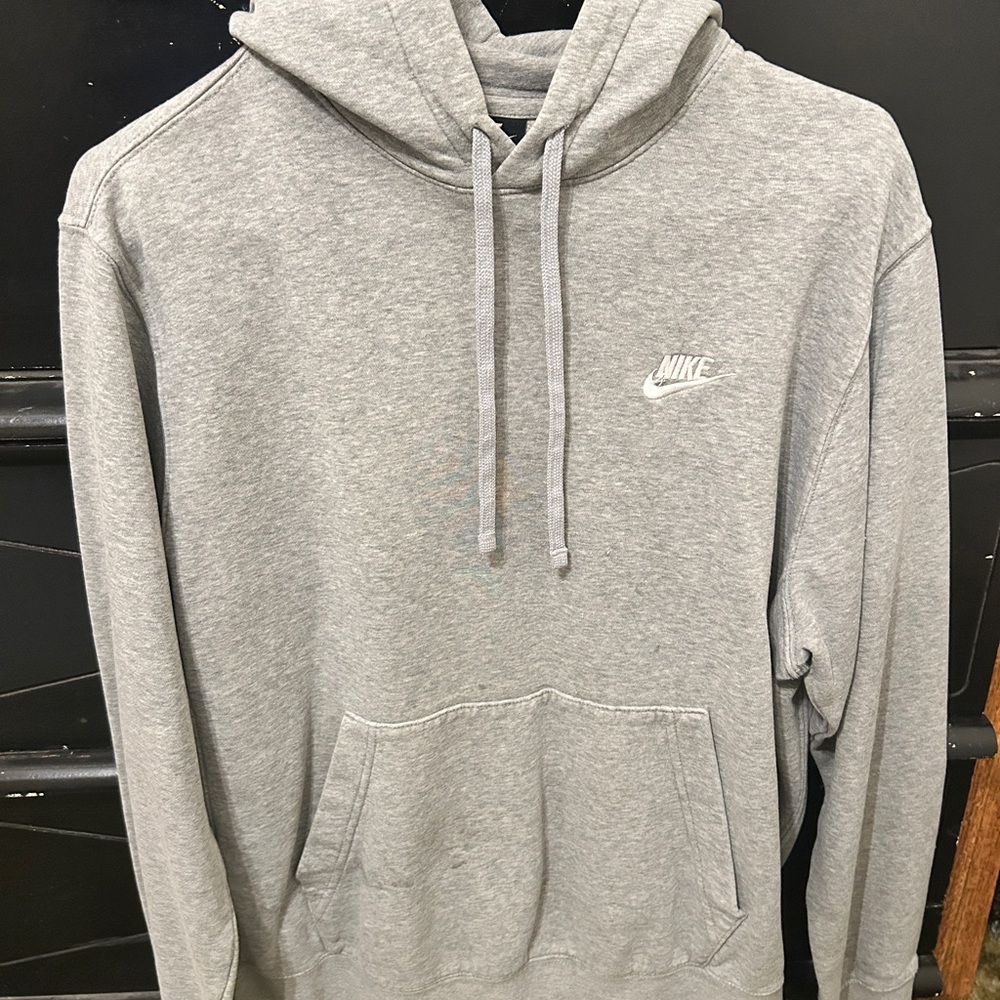 Nike Men's Light Gray Hoodie